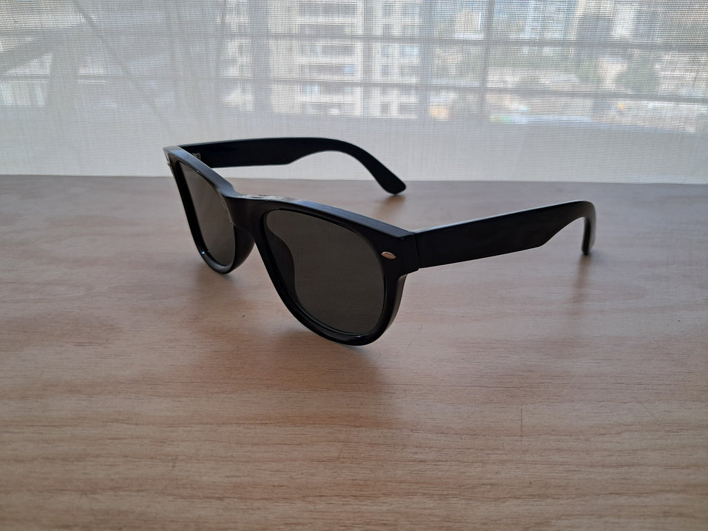 Hard-sun negro recto