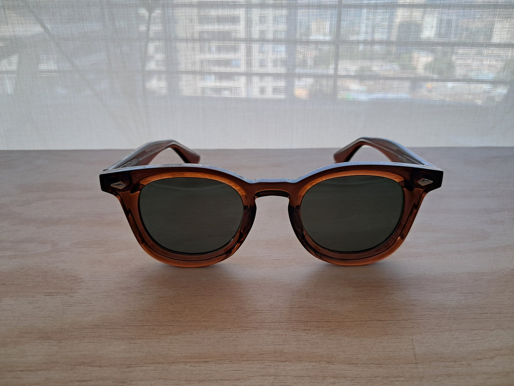 Round-sun classic brown