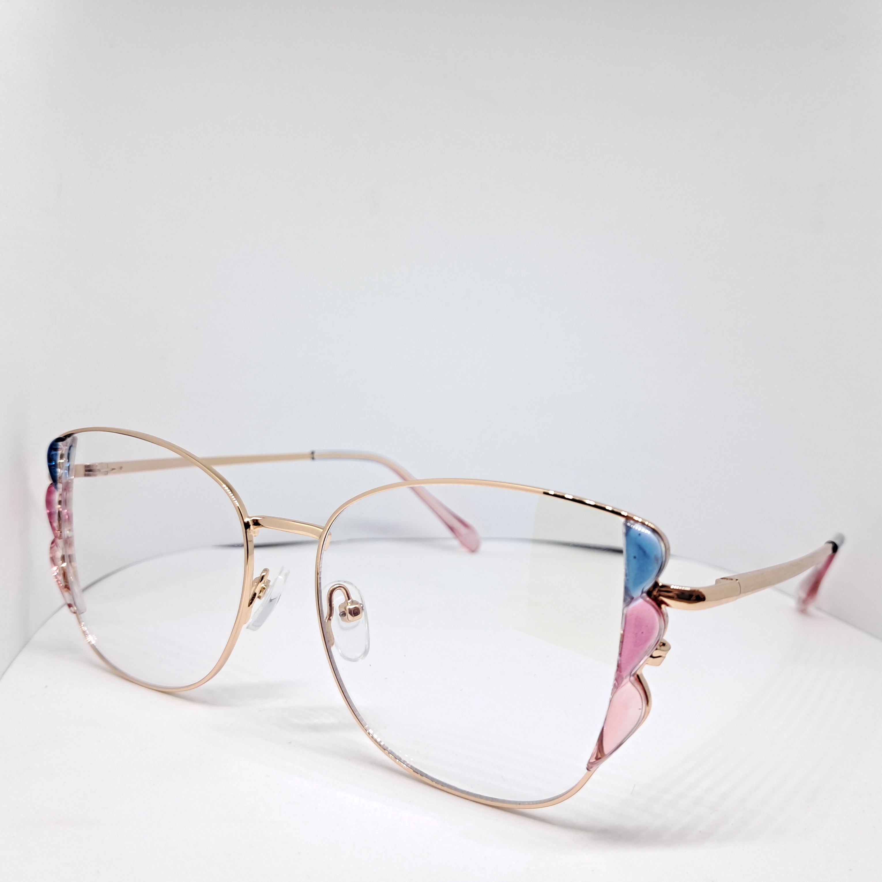 Cat-eye bejeweled gold