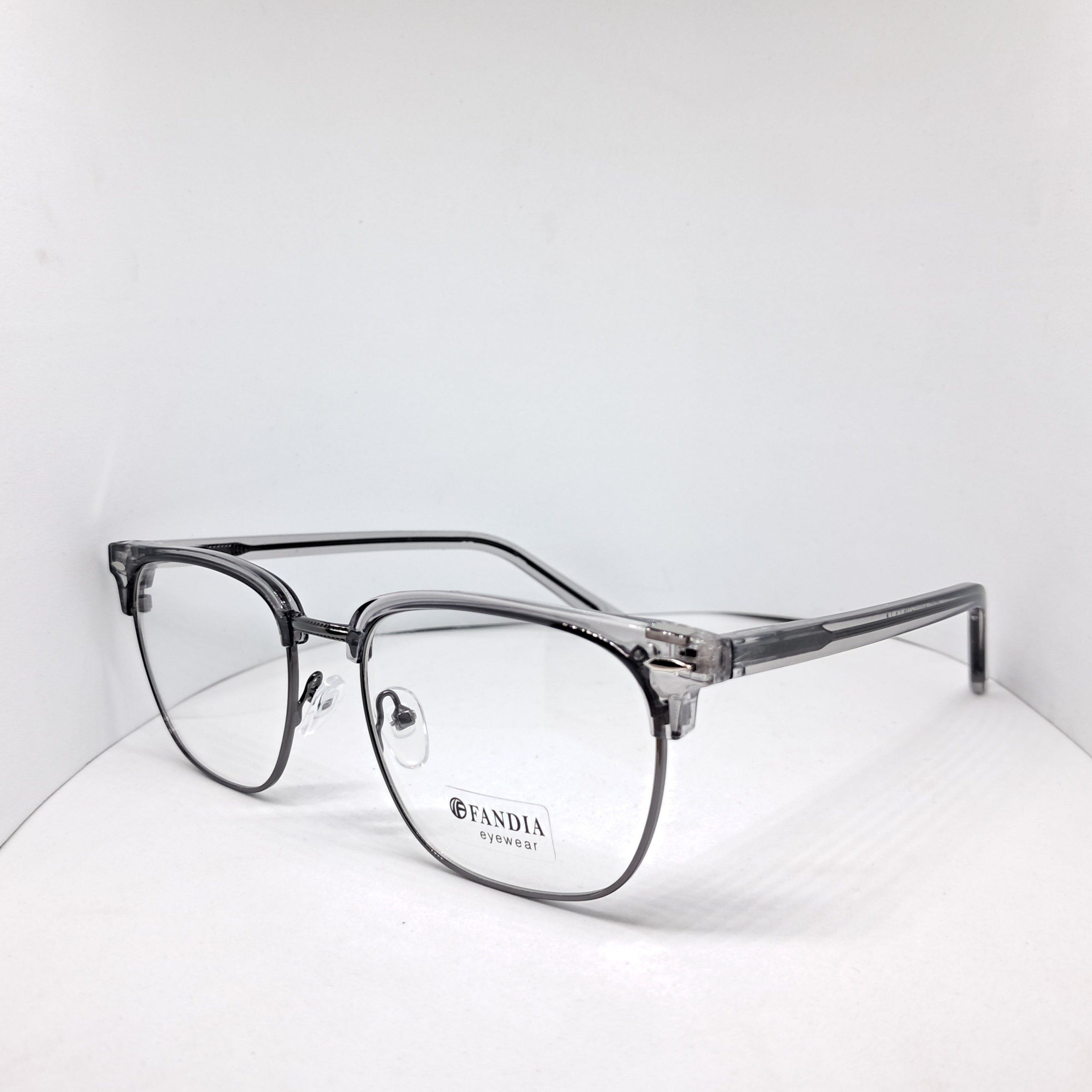 Clip-on master gray