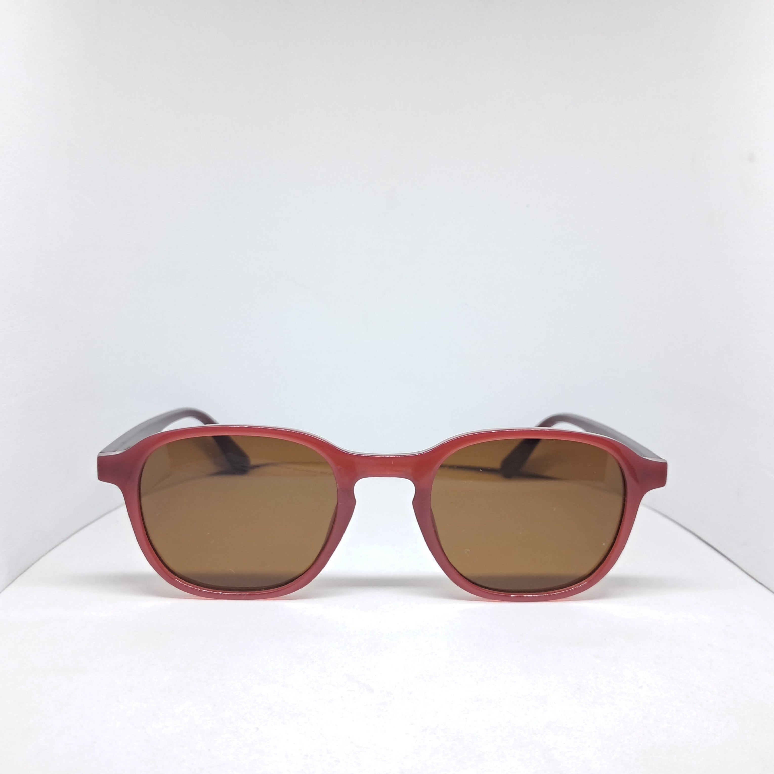 Square red/brown