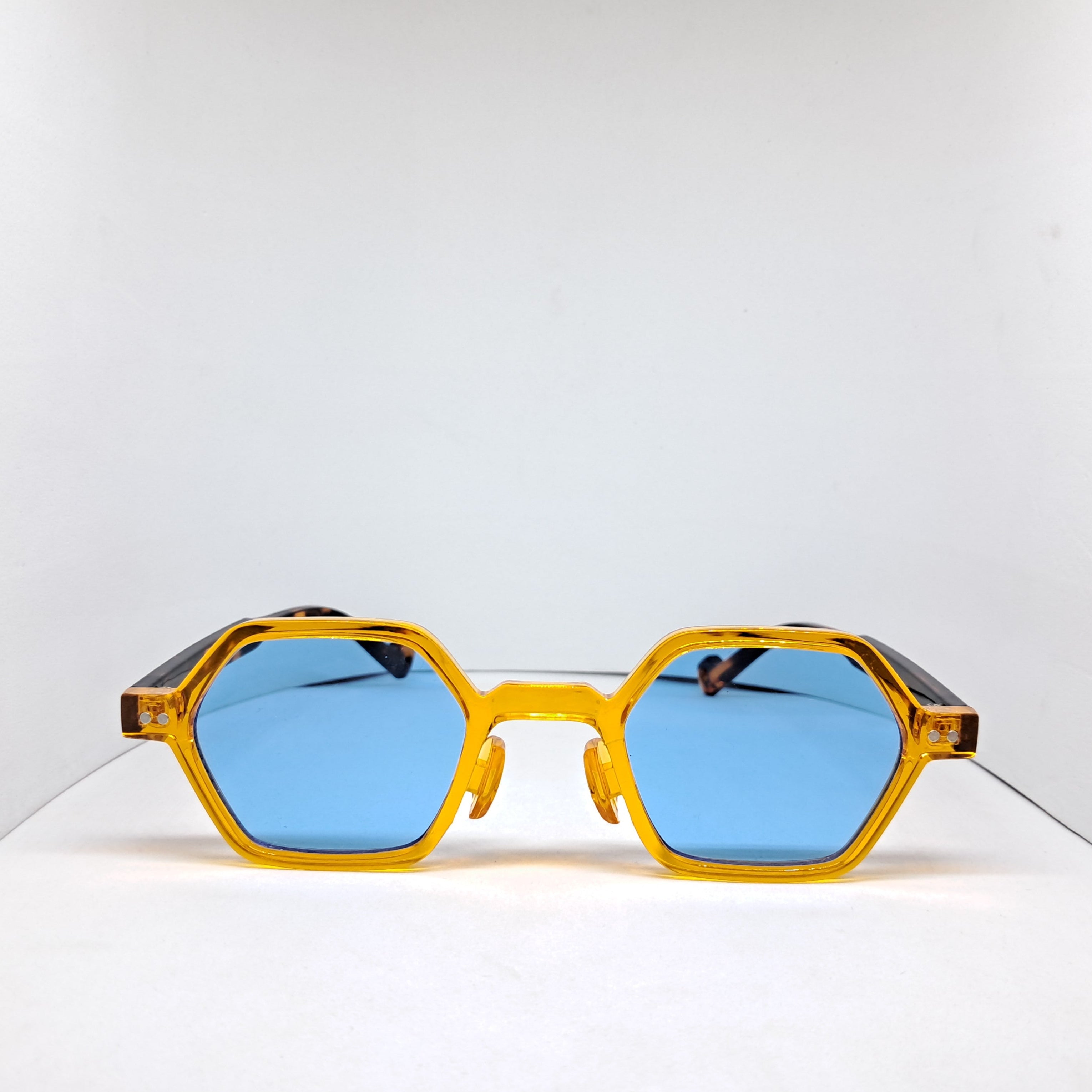 Hexagon orange/blue