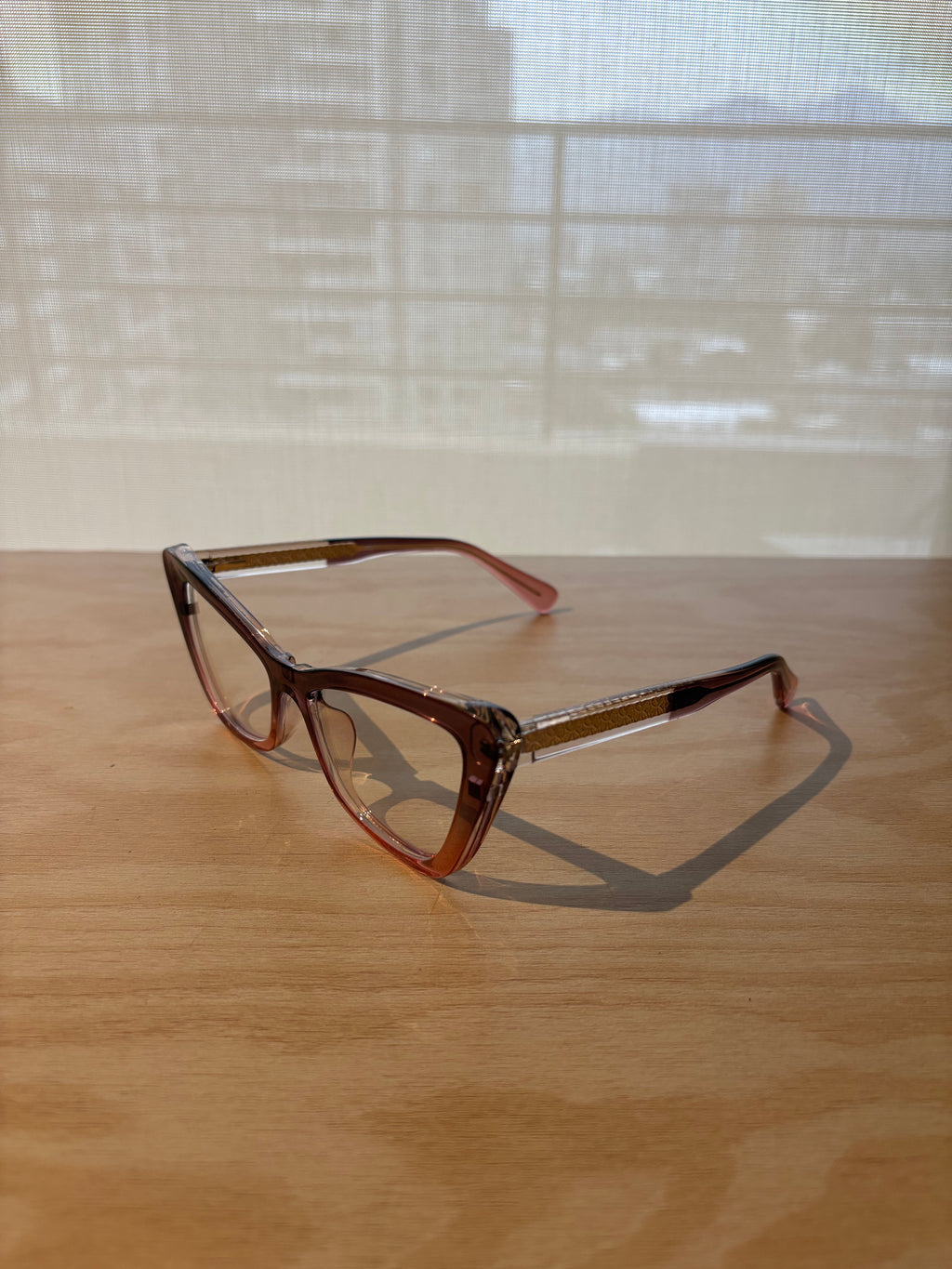 Clip-ons Cat-eye purpura