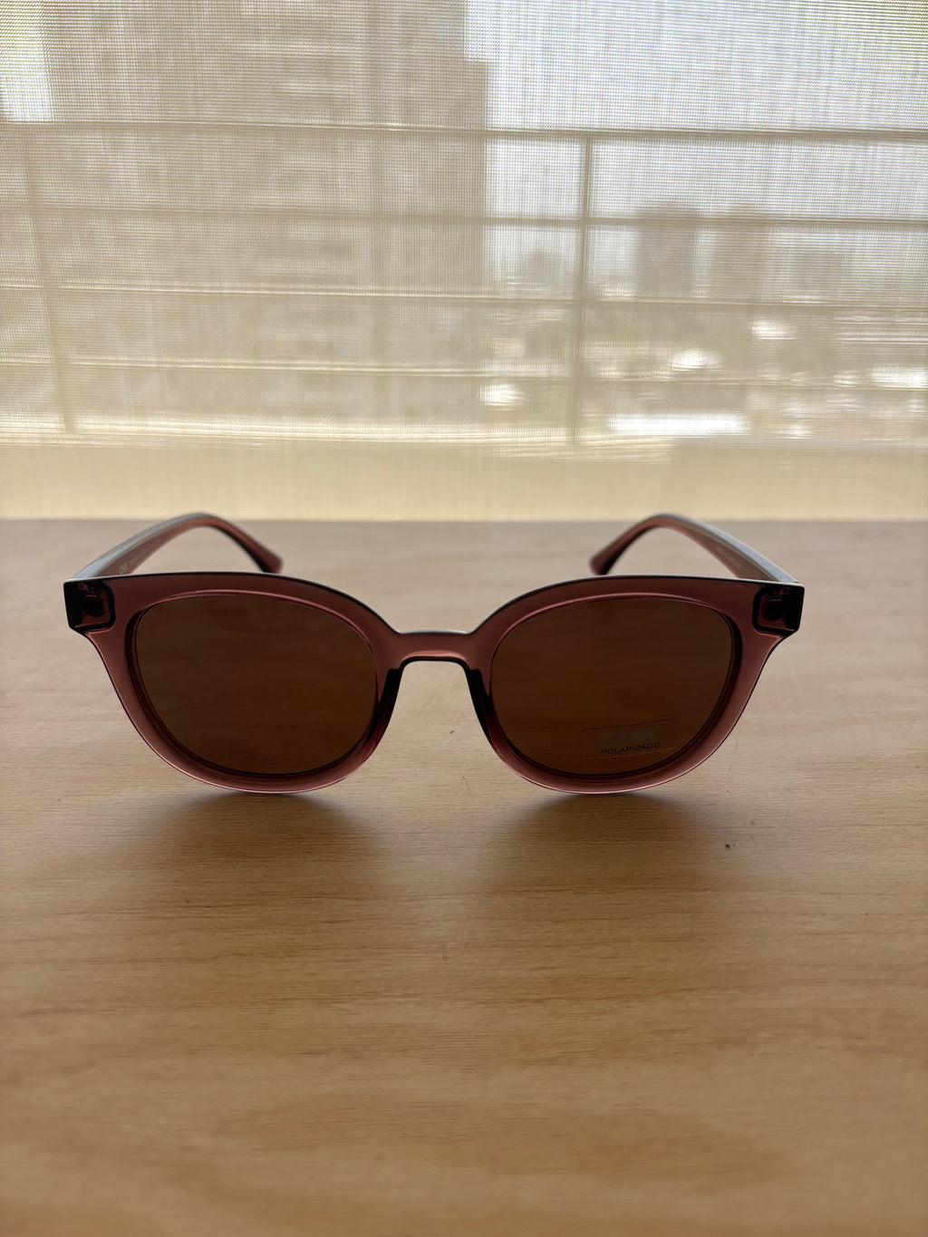 Hard-sun catty palo rosa