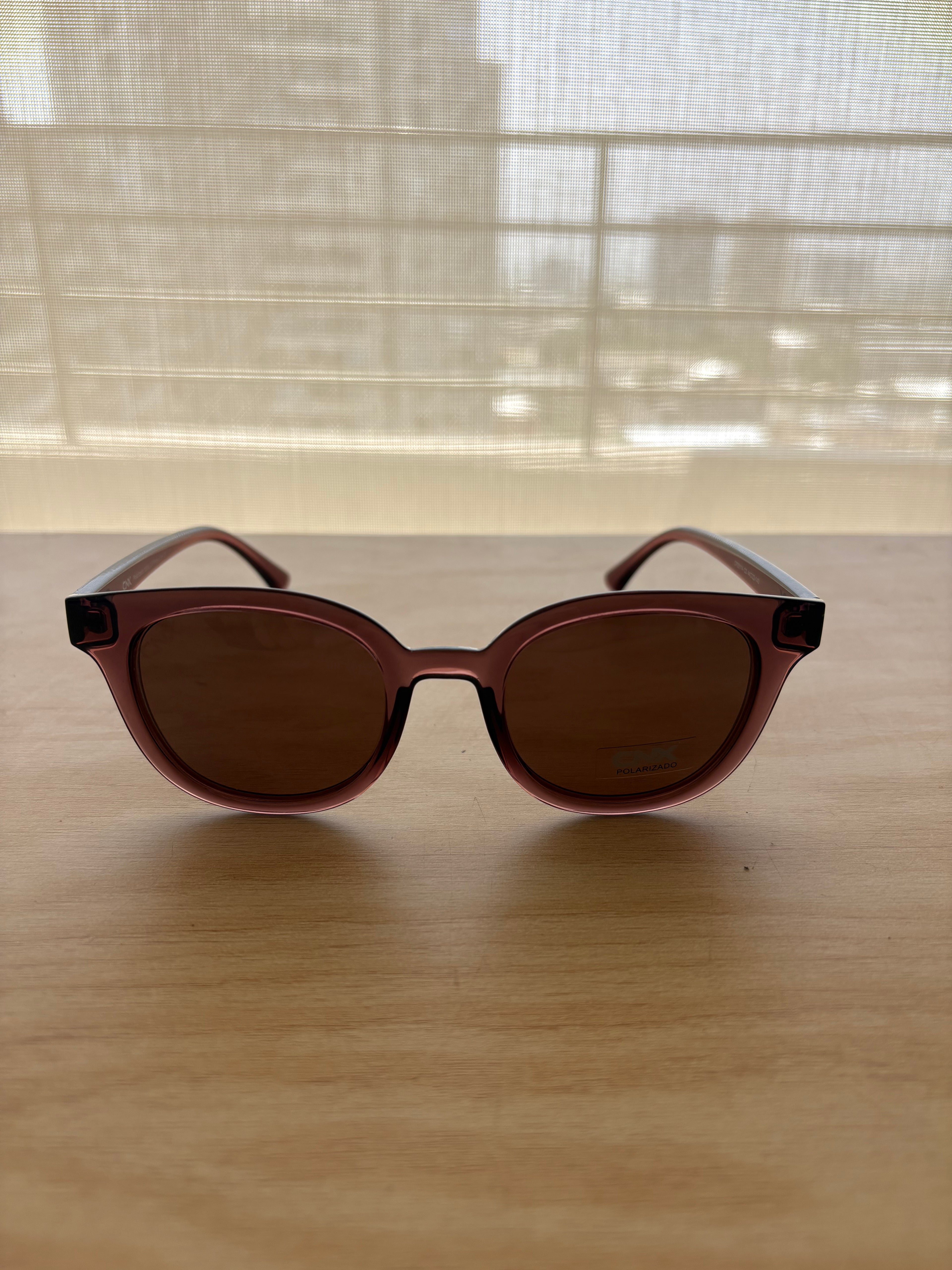 Hard-sun catty palo rosa