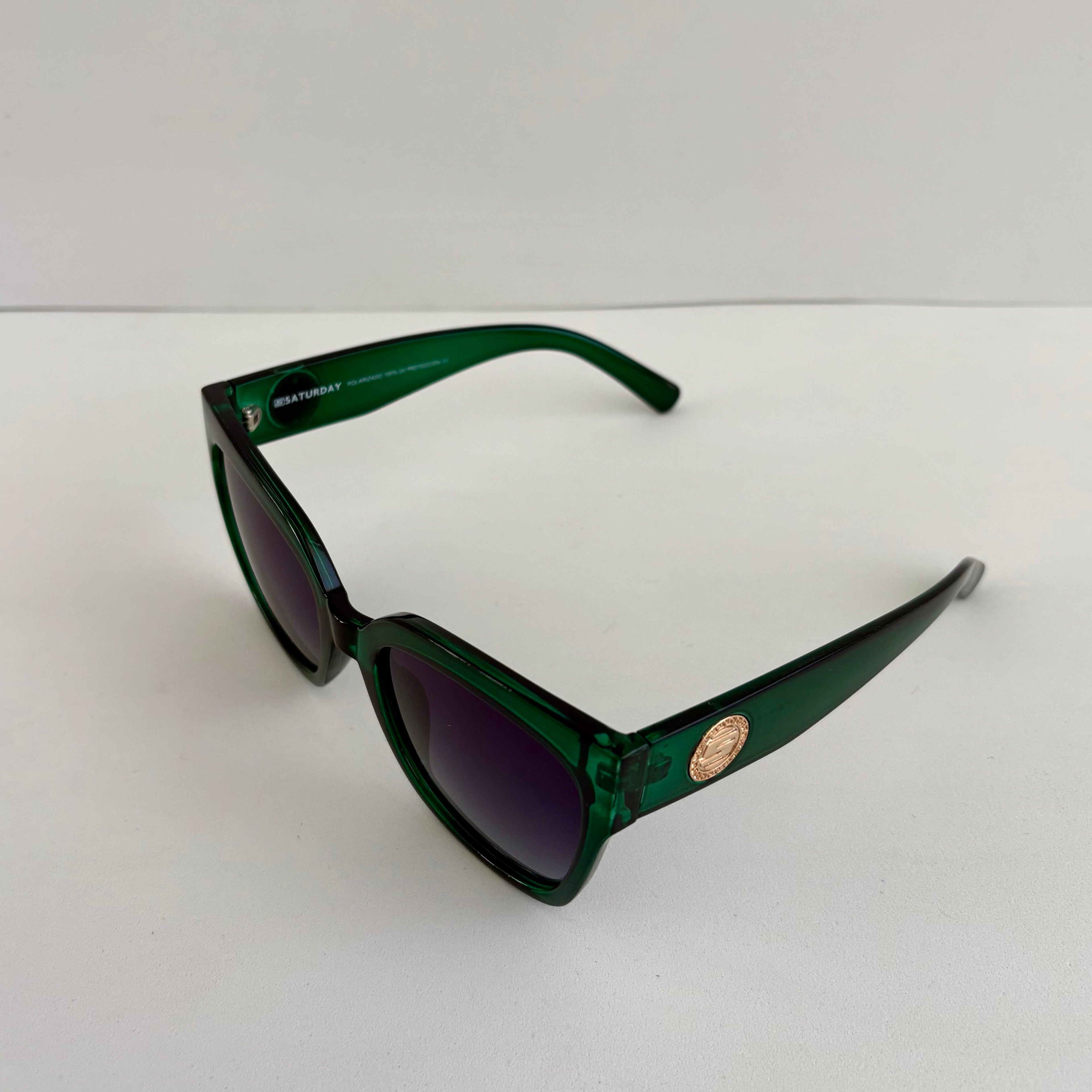 High-sun panther emerald