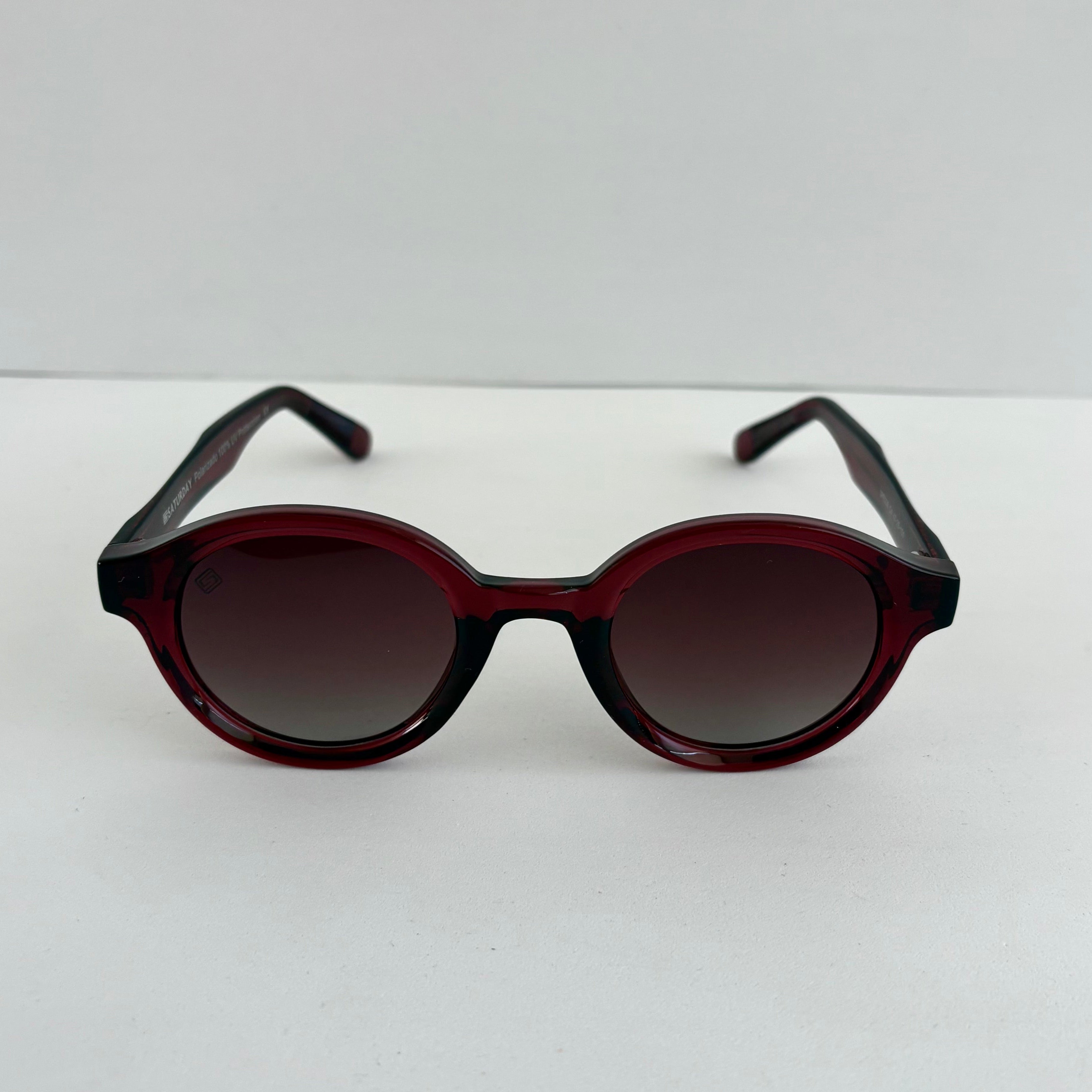 Round-sun transparent red